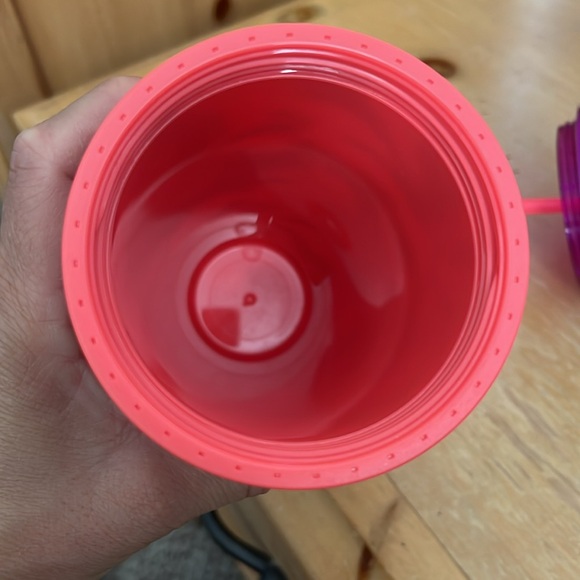 || Starbucks || Spring 2022 Floral 24 oz Tumbler - Picture 5 of 8